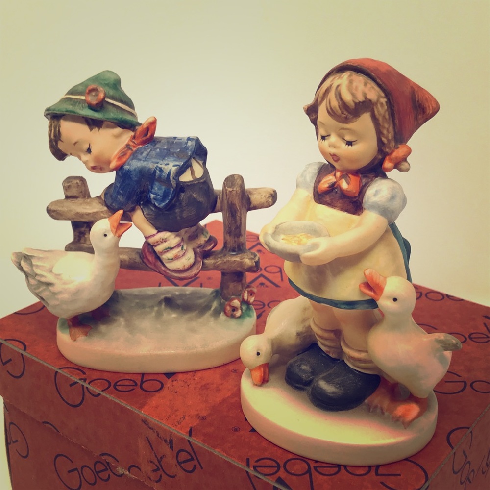Vintage Goebel Hummel 2 piece set